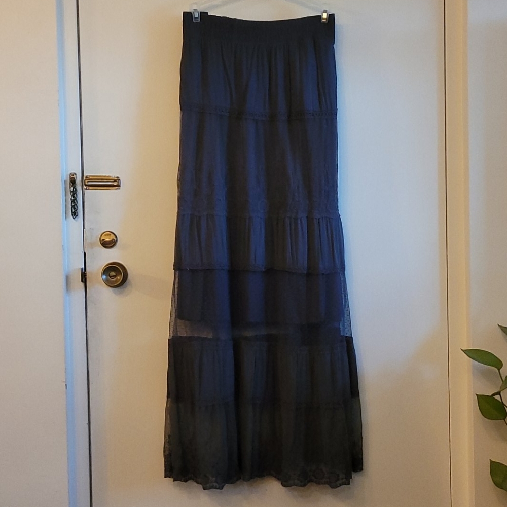 Charcoal Mesh Lace Tiered Skirt
